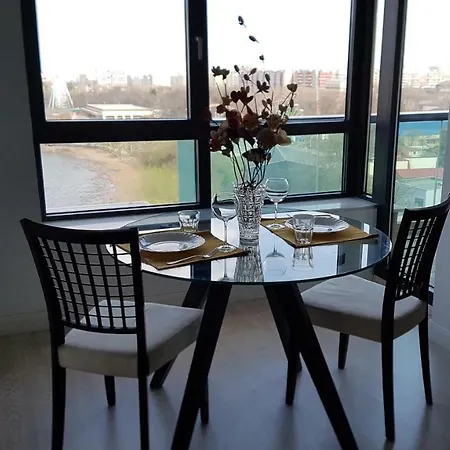 Apartmán Floreasca Lake View